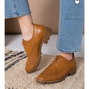 White Mountain 8.5 Women’s flats